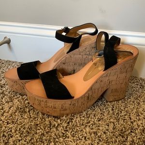 NWOT Size 8.5 Dolce Vita Randi Suede Platform Sandals